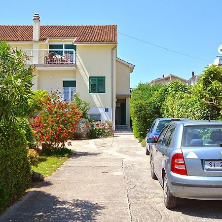 Apartments & Rooms Milena Vodice Luaran gambar