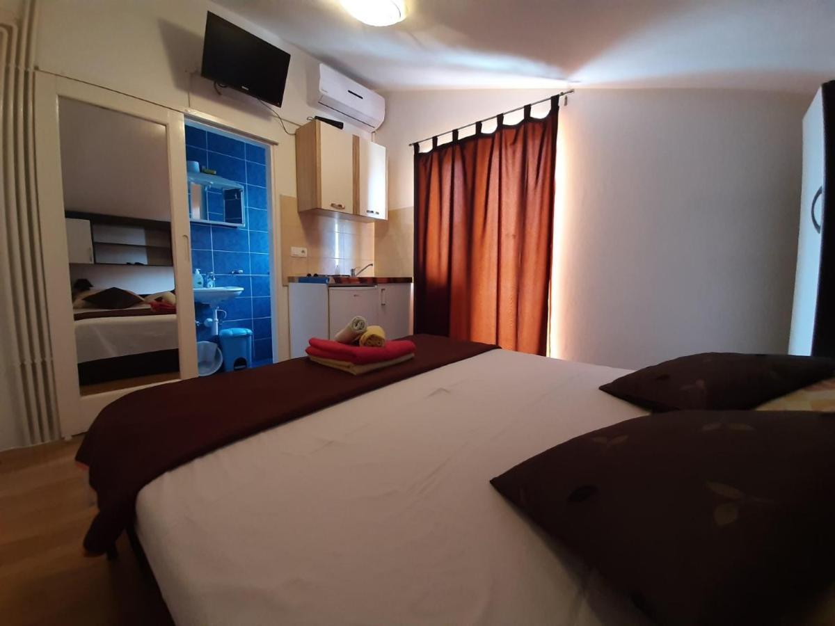 Apartments & Rooms Milena Vodice Luaran gambar