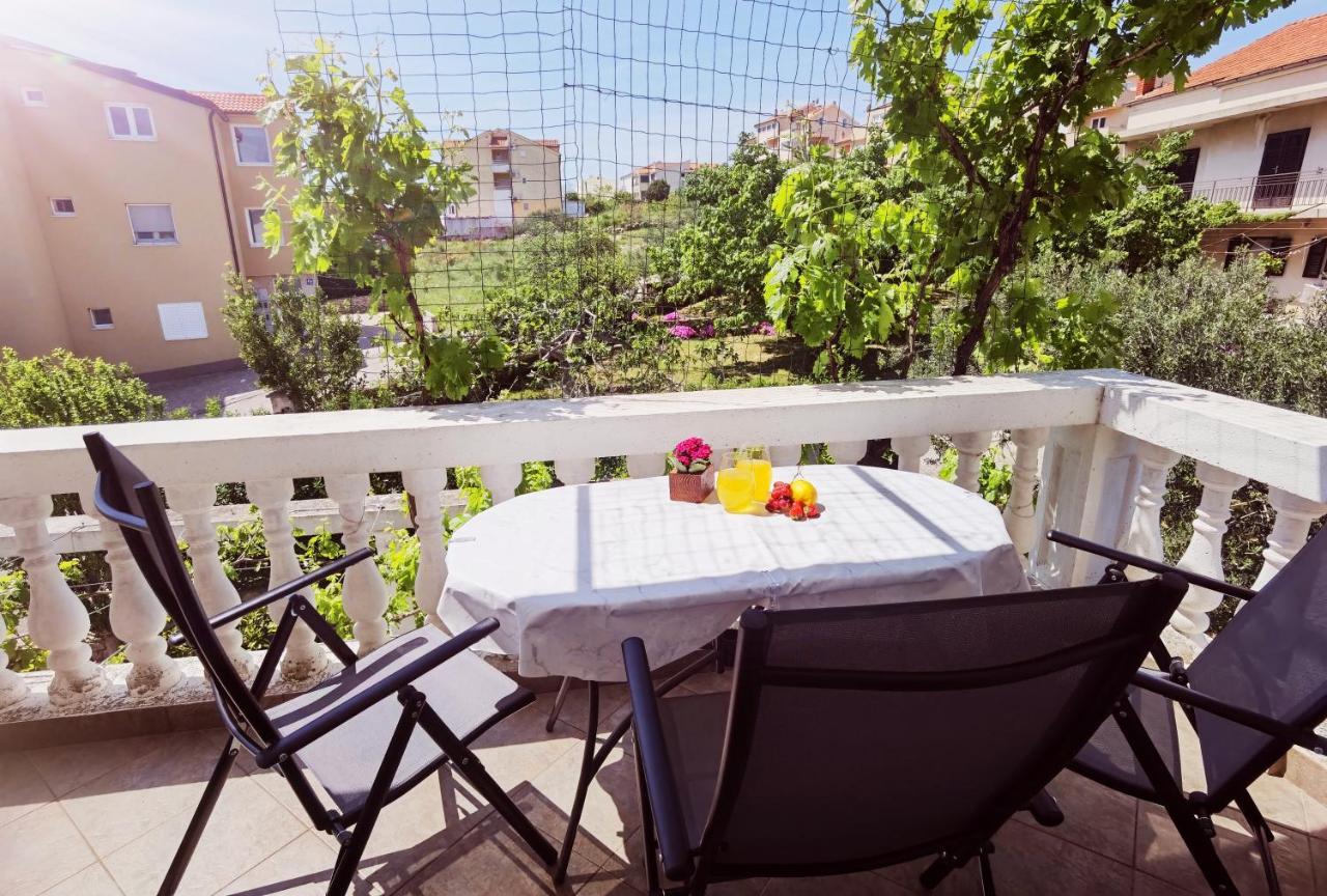 Apartments & Rooms Milena Vodice Luaran gambar