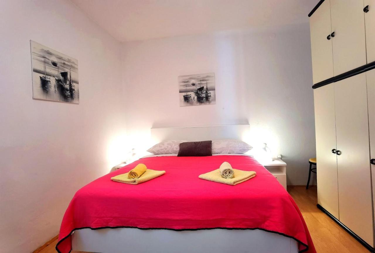 Apartments & Rooms Milena Vodice Luaran gambar