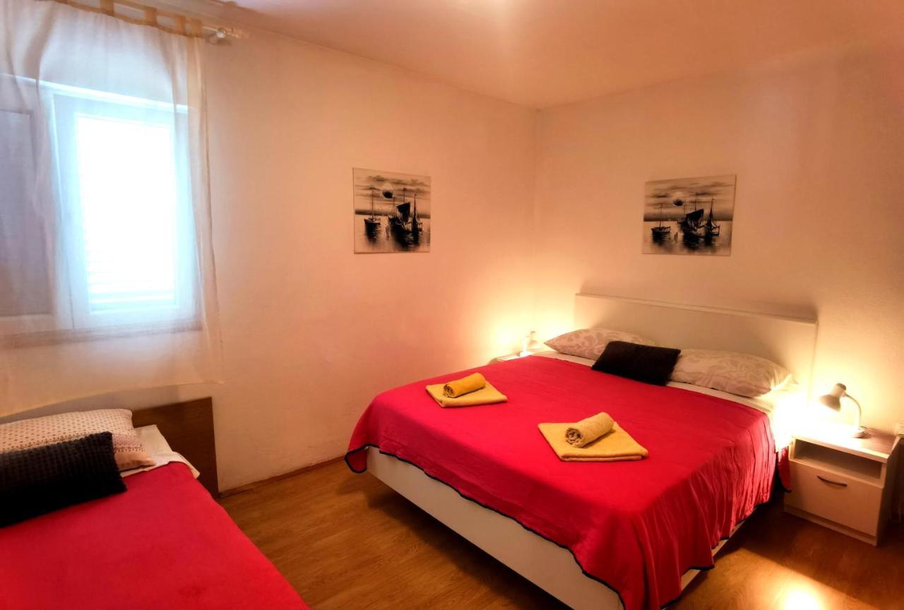 Apartments & Rooms Milena Vodice Luaran gambar