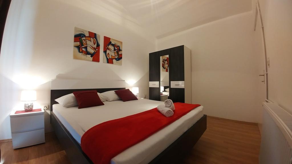 Apartments & Rooms Milena Vodice Luaran gambar