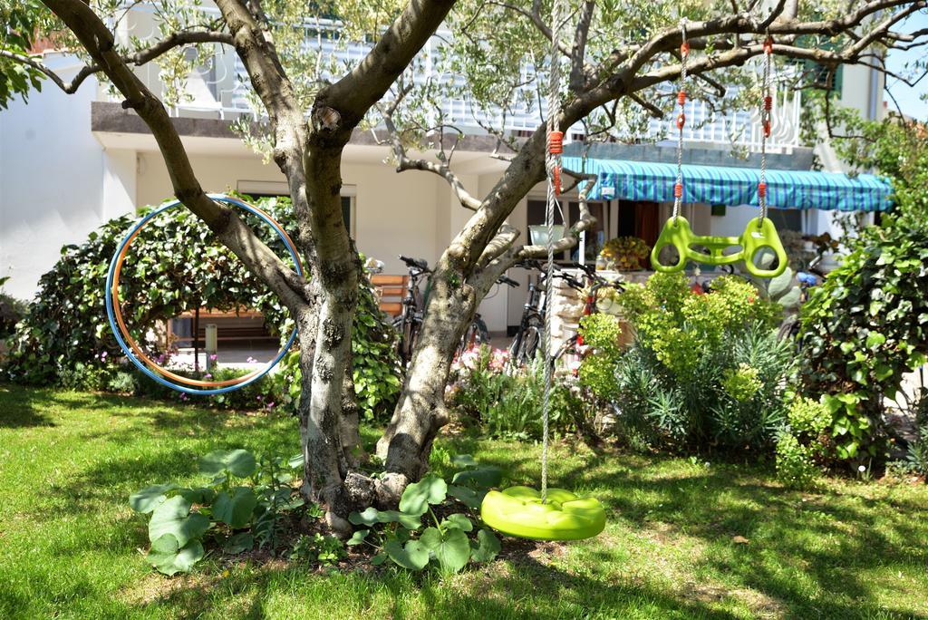 Apartments & Rooms Milena Vodice Luaran gambar